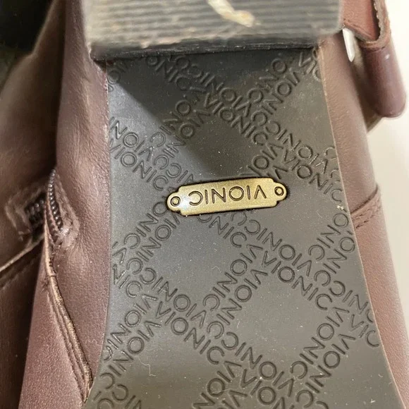 Vionic Trinity Ankle Boots Brown Leather Buckle Strap Block Heel Women Size 6.5 - Picture 8 of 9